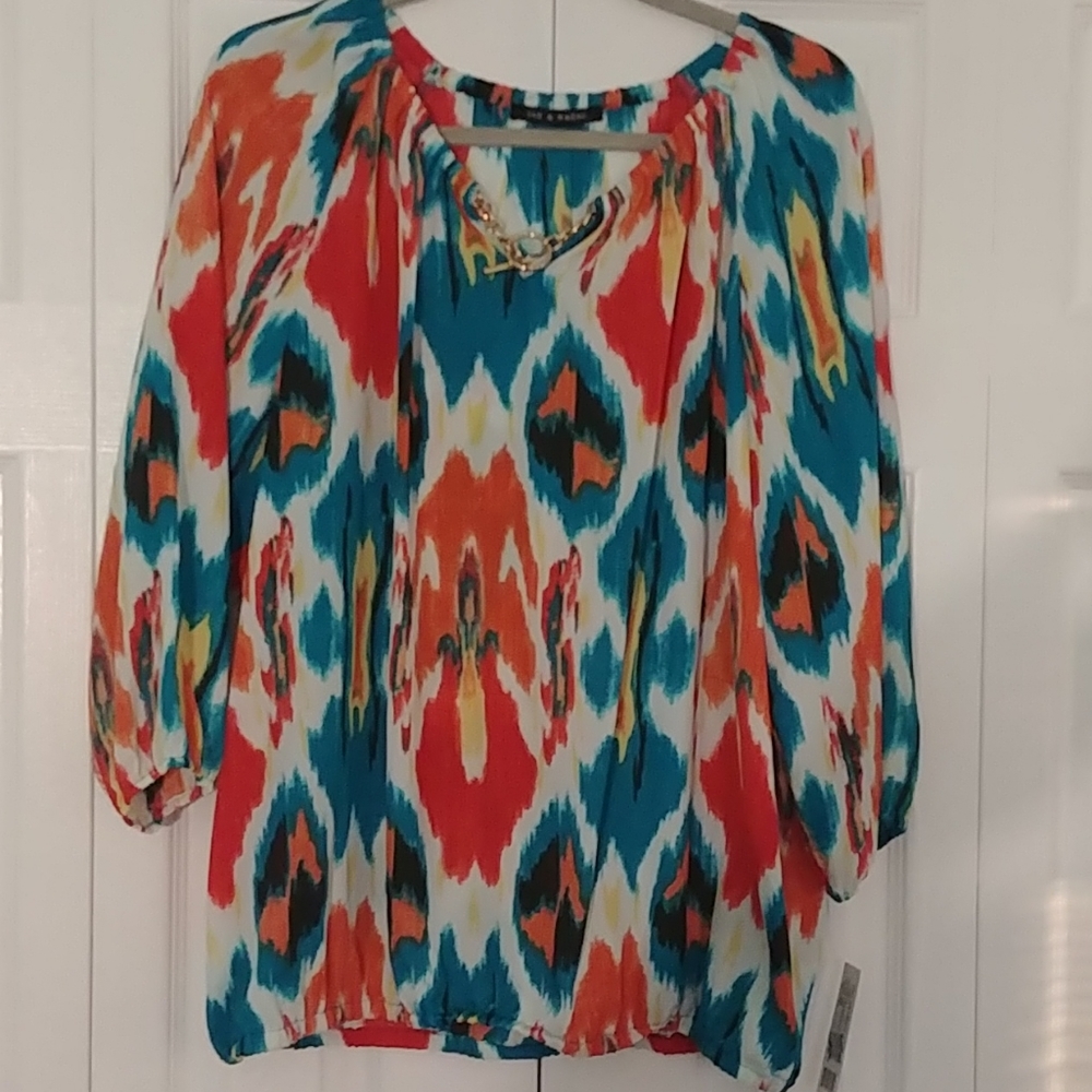 XL Multi Colored Top with Gold Chain Accent